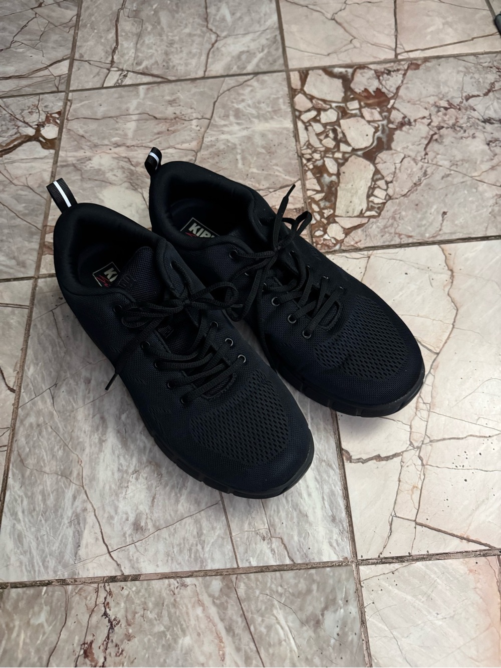 Kirkland Signature Black Men's Athletic Trainers